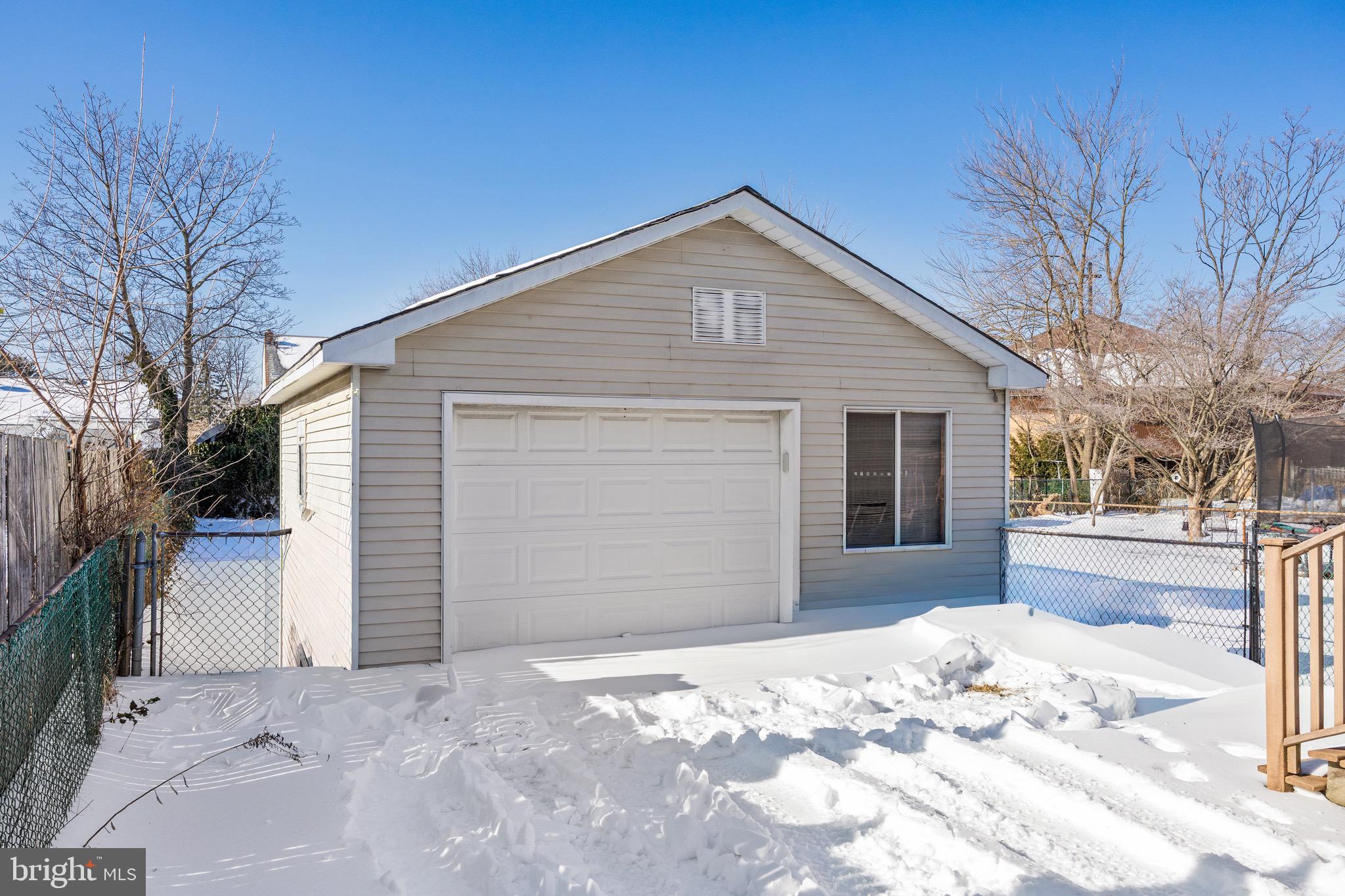 116 Lippincott Avenue Riverside, NJ 08075 - Photo 32 of 34 Detached garage