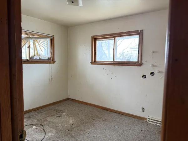$79,900 | 5952 North 61st Street, Milwaukee, WI 53218