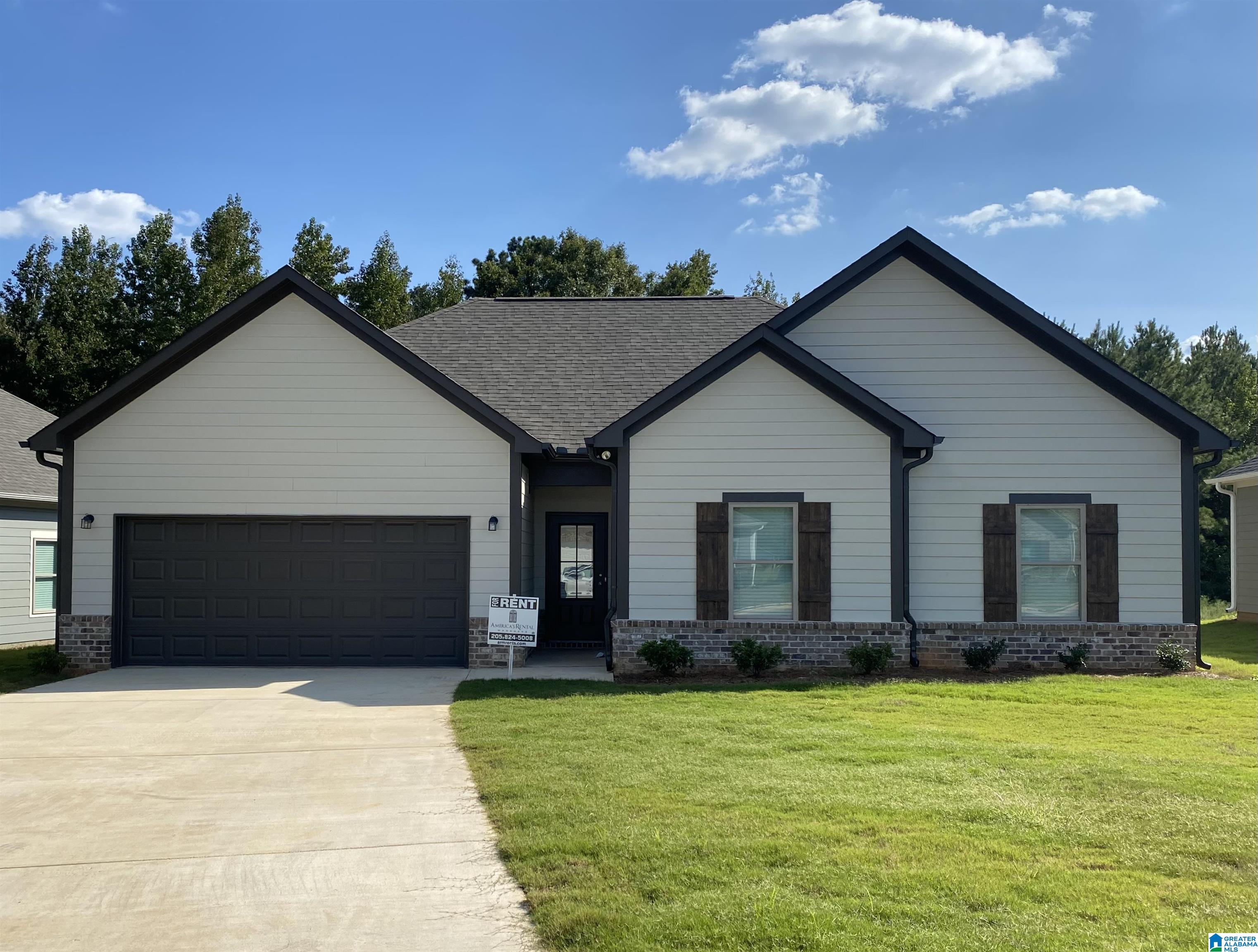 190 Avalon Way Clanton, AL 35045 - Photo 1 of 3