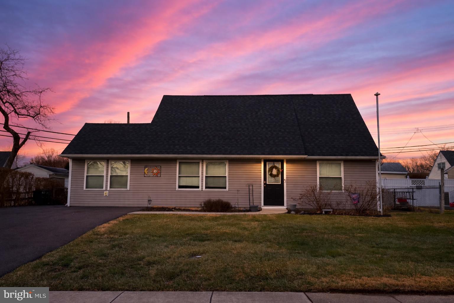 5 June Road Levittown, PA 19056 - Photo 2 of 19