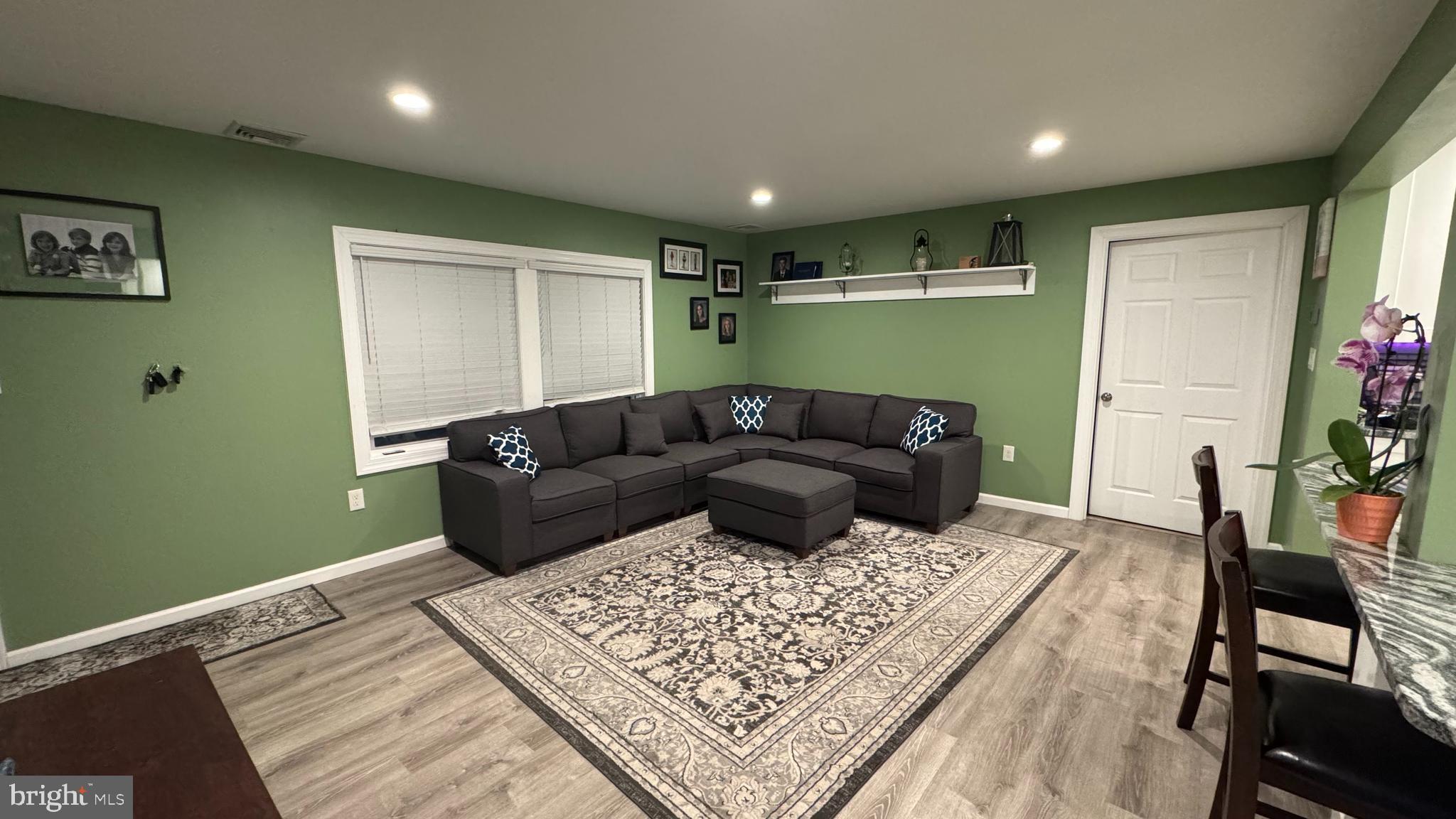 5 June Road Levittown, PA 19056 - Photo 7 of 19