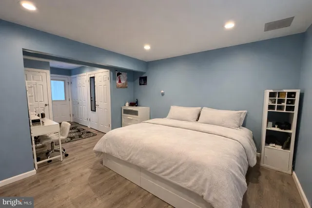 $450,000 | 5 June Road, Levittown, PA 19056