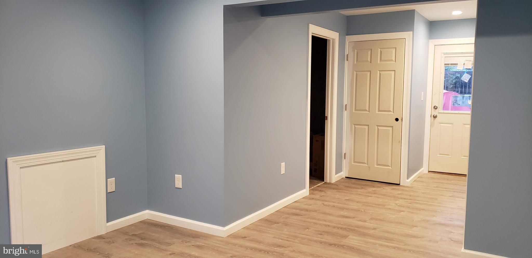 5 June Road Levittown, PA 19056 - Photo 10 of 19 Main bedroom