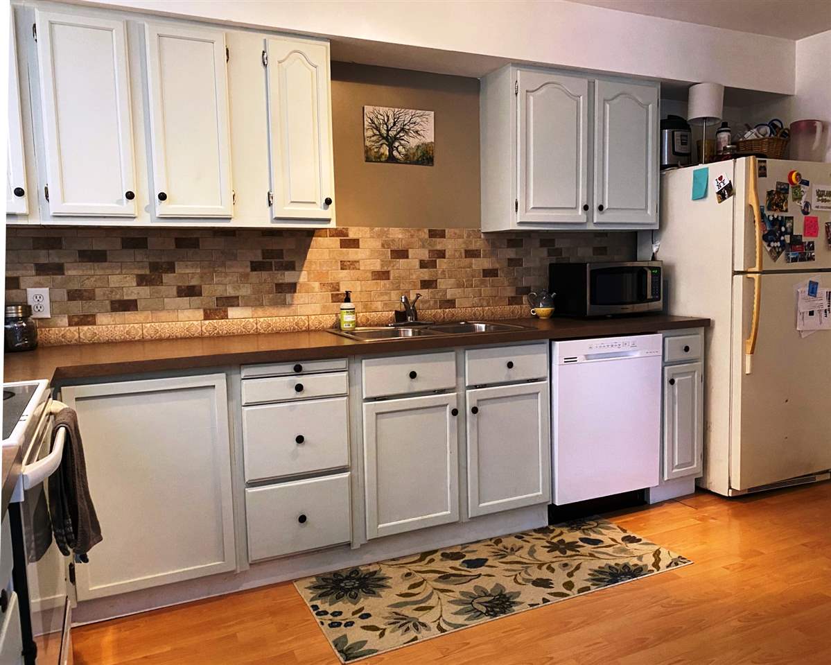 6287 Center Road Traverse City, MI 49686 - Photo 5 of 17 1884799-4.JPG
