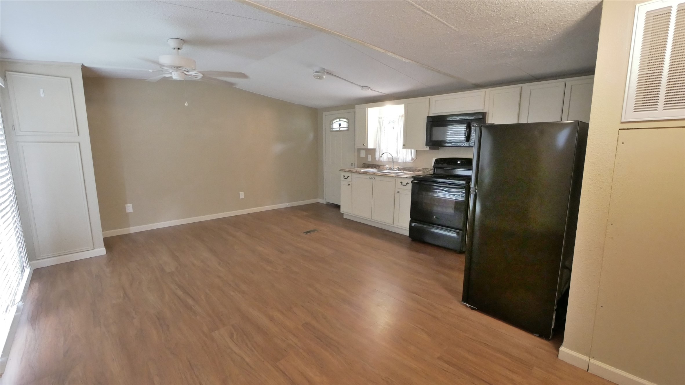 1815 Leaman Avenue, Unit 1 Rosenberg, TX 77471 - Photo 6 of 13 Another view of the Multi-function Room
