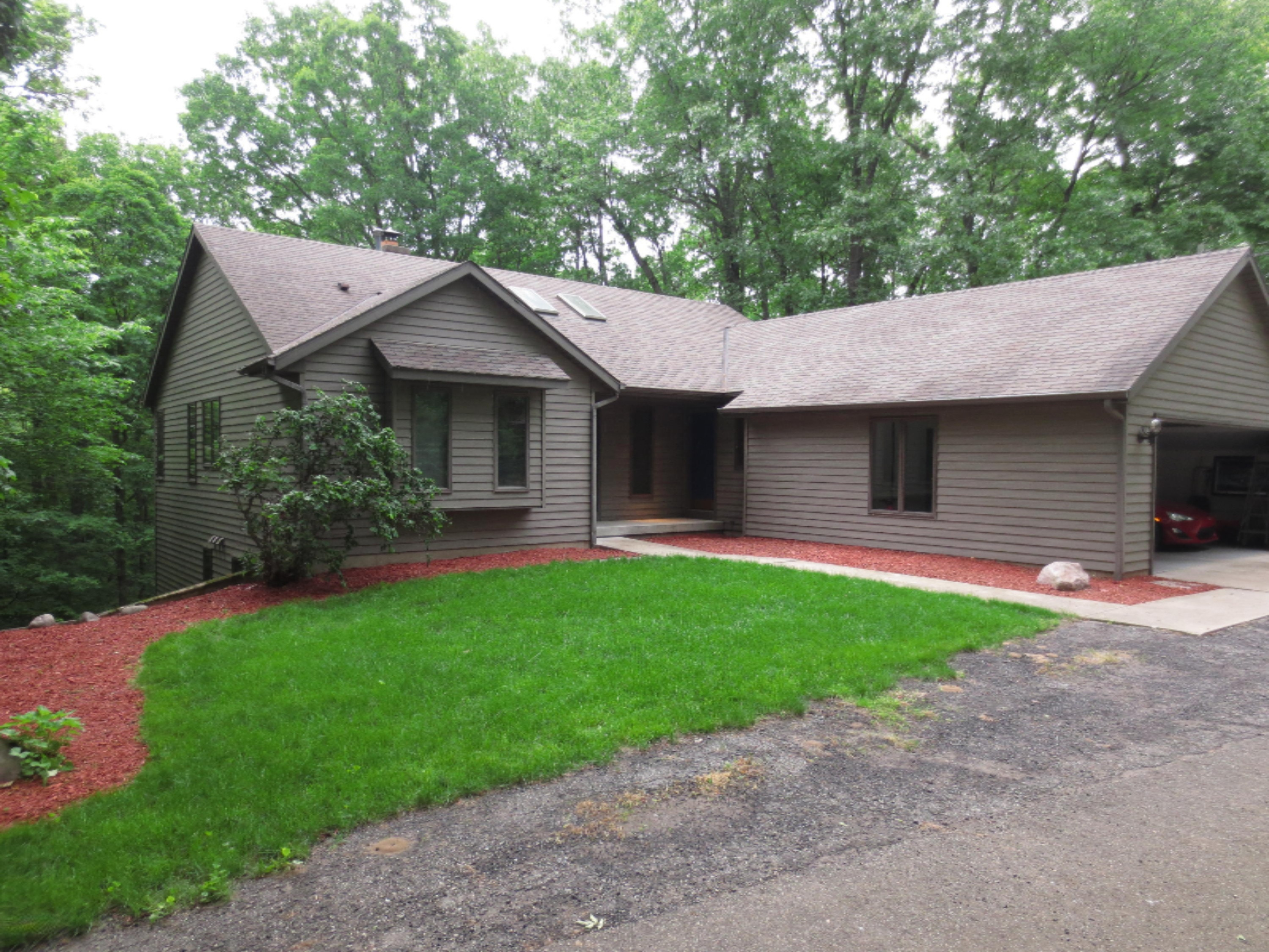 6850 West Garbow Road Middleville, MI 49333 - Photo 1 of 21 IMG_0988