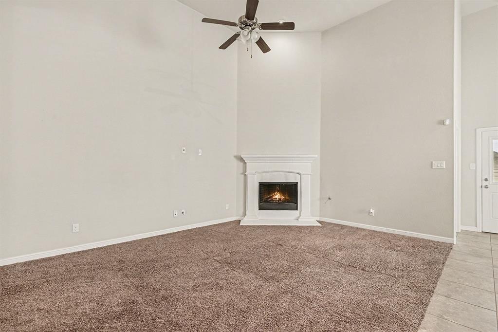 905 Falcon Road Argyle, TX 76226 - Photo 3 of 25