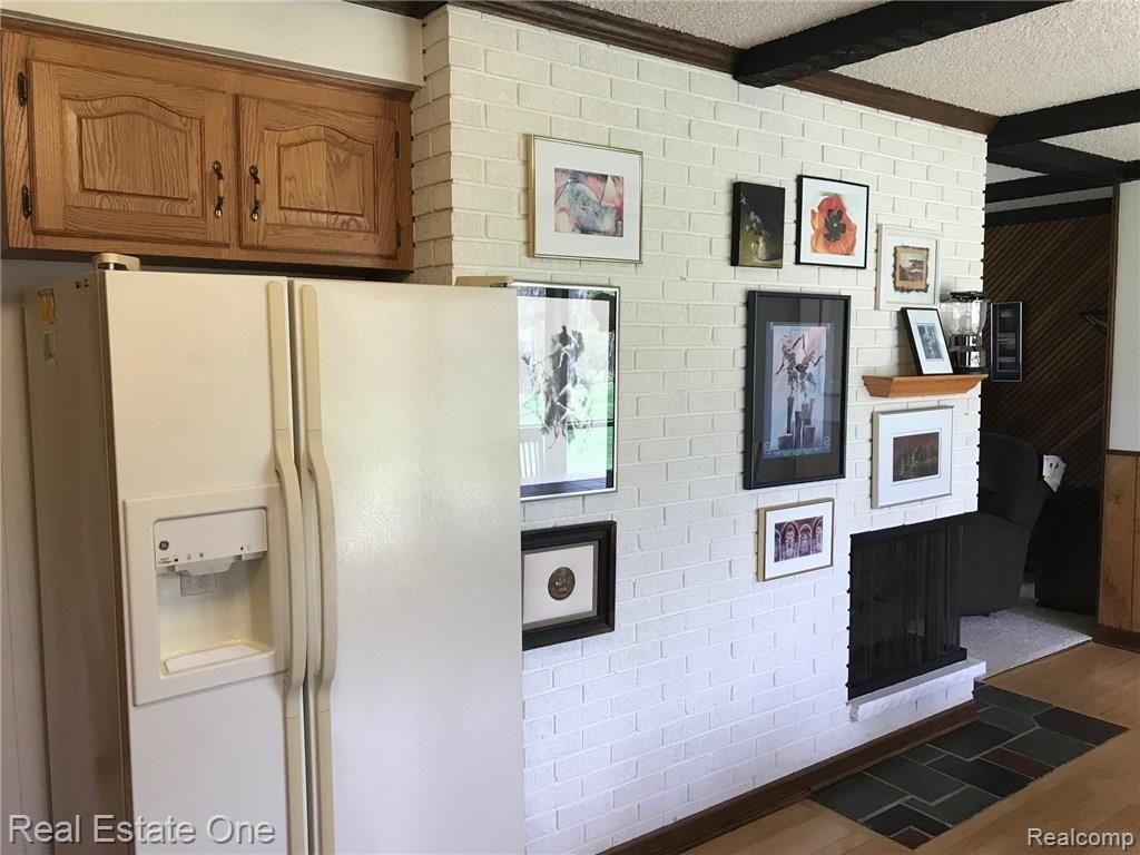 28353 Quail Hollow Road Farmington Hills, MI 48331 - Photo 18 of 31