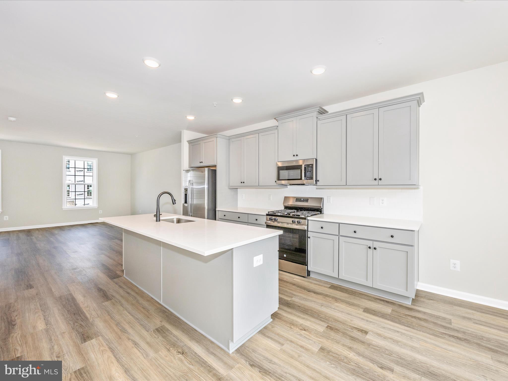108 Spring Bank Way Frederick, MD 21701 - Photo 15 of 40 Kitchen