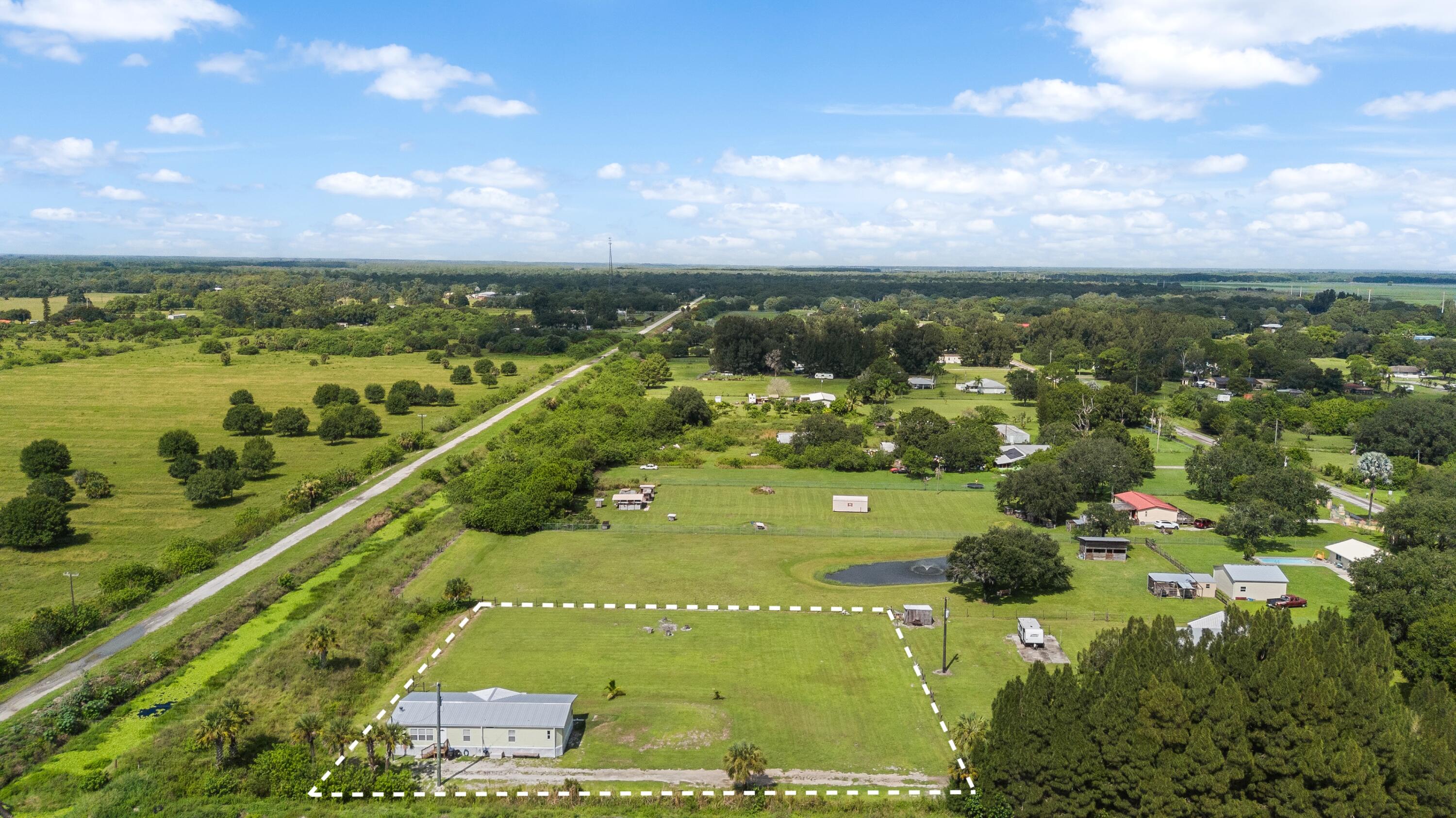 344 Pine Lane Clewiston, FL 33440 - Photo 40 of 43 DJI_20250830111647_0019_D