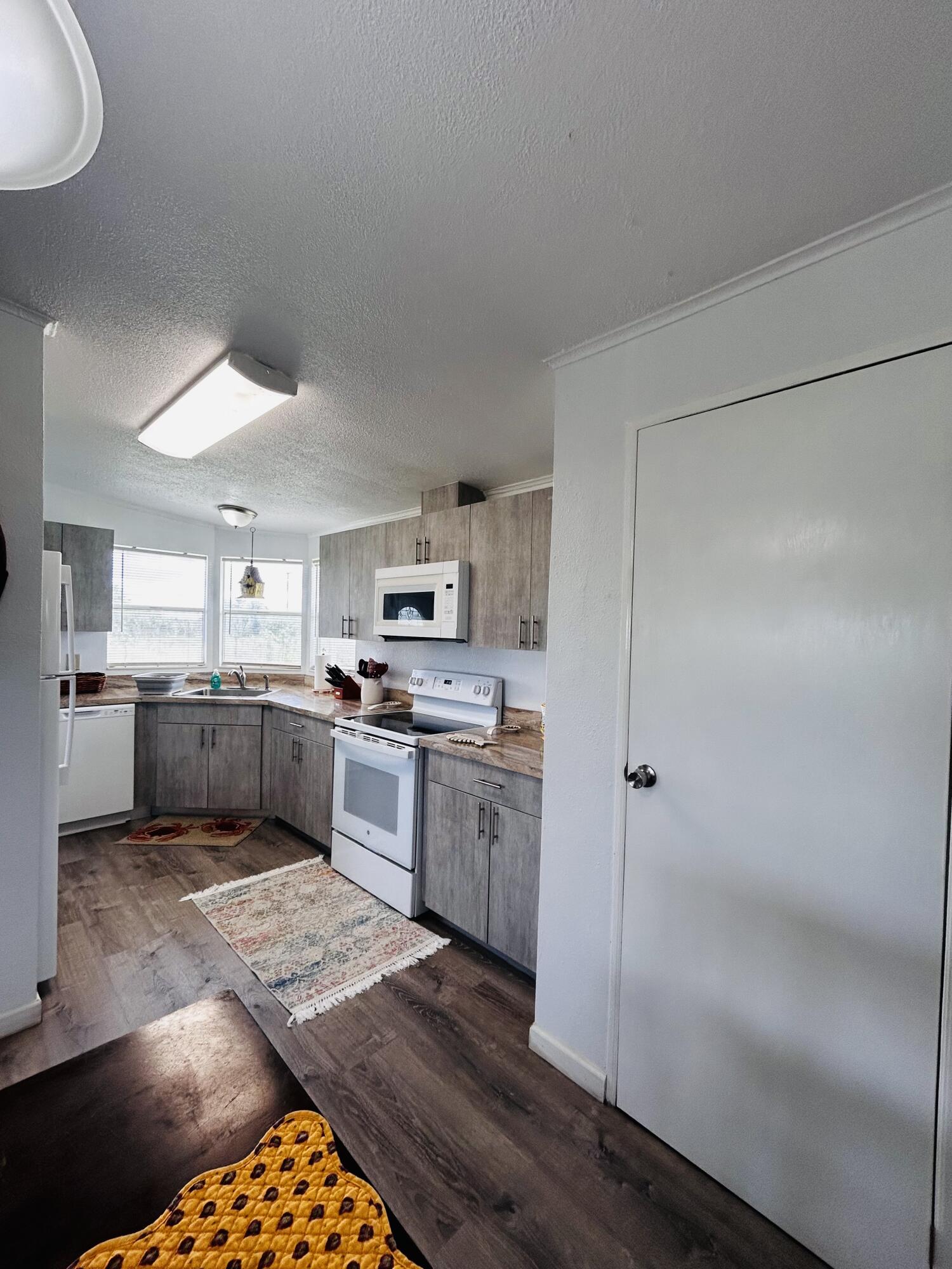 344 Pine Lane Clewiston, FL 33440 - Photo 8 of 43 IMG_3395