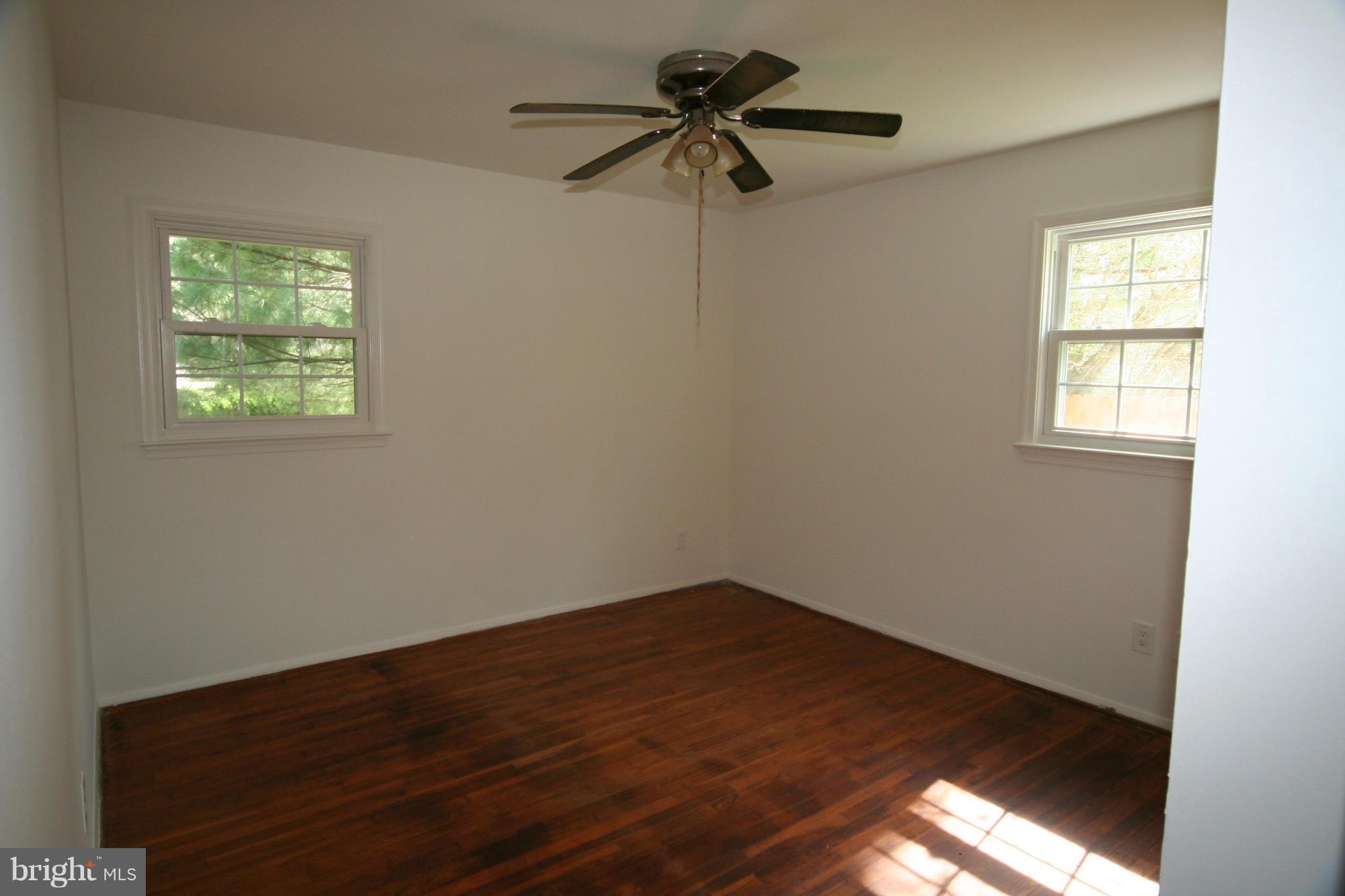 123 Rolling Road Gaithersburg, MD 20877 - Photo 10 of 14 Bedroom