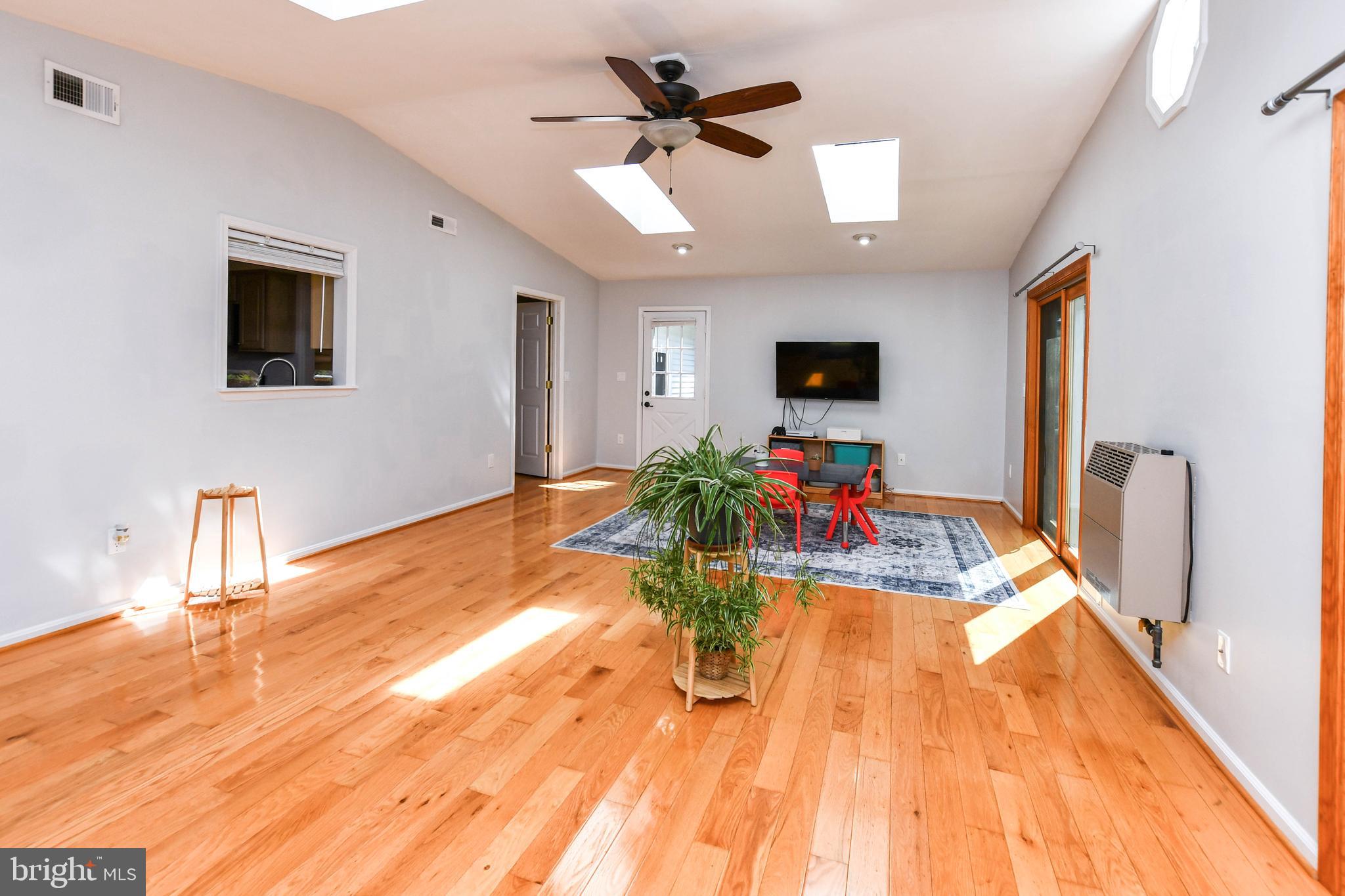 13660 Van Doren Road Manassas, VA 20112 - Photo 26 of 39