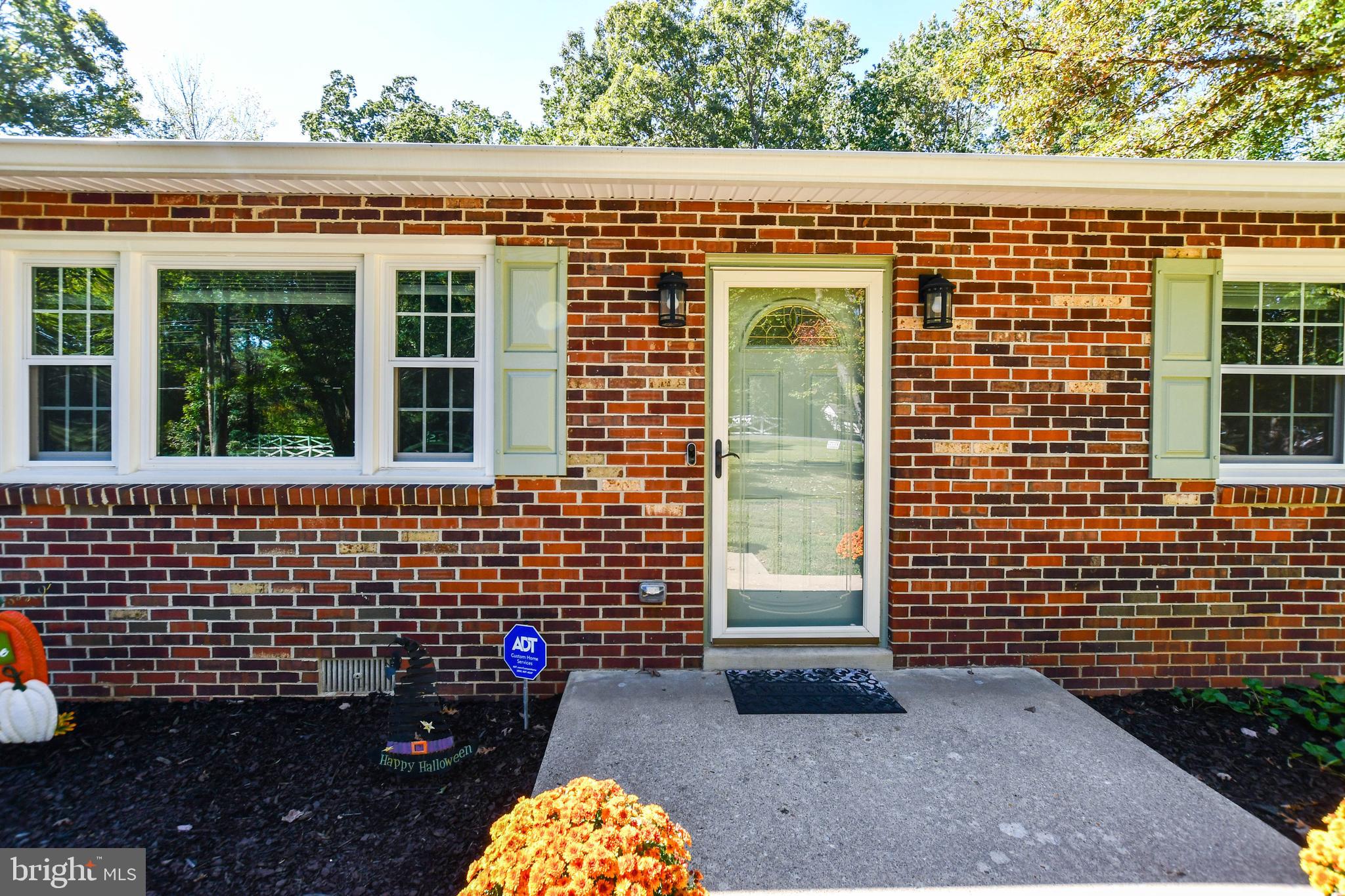 13660 Van Doren Road Manassas, VA 20112 - Photo 7 of 39