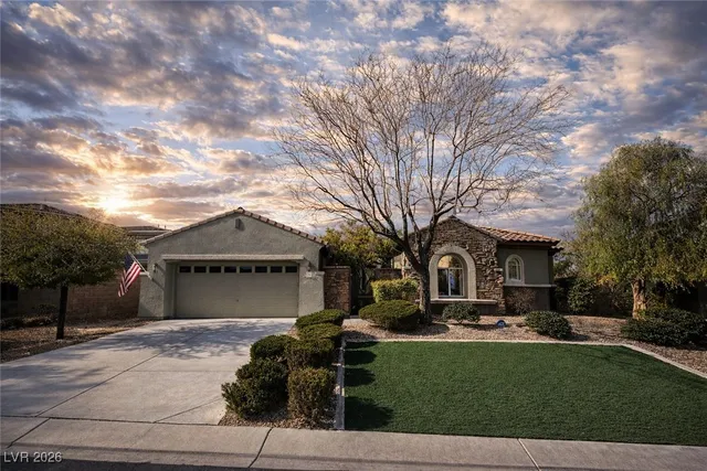 $975,000 | 2515 Finlarig Street, Henderson, NV 89044