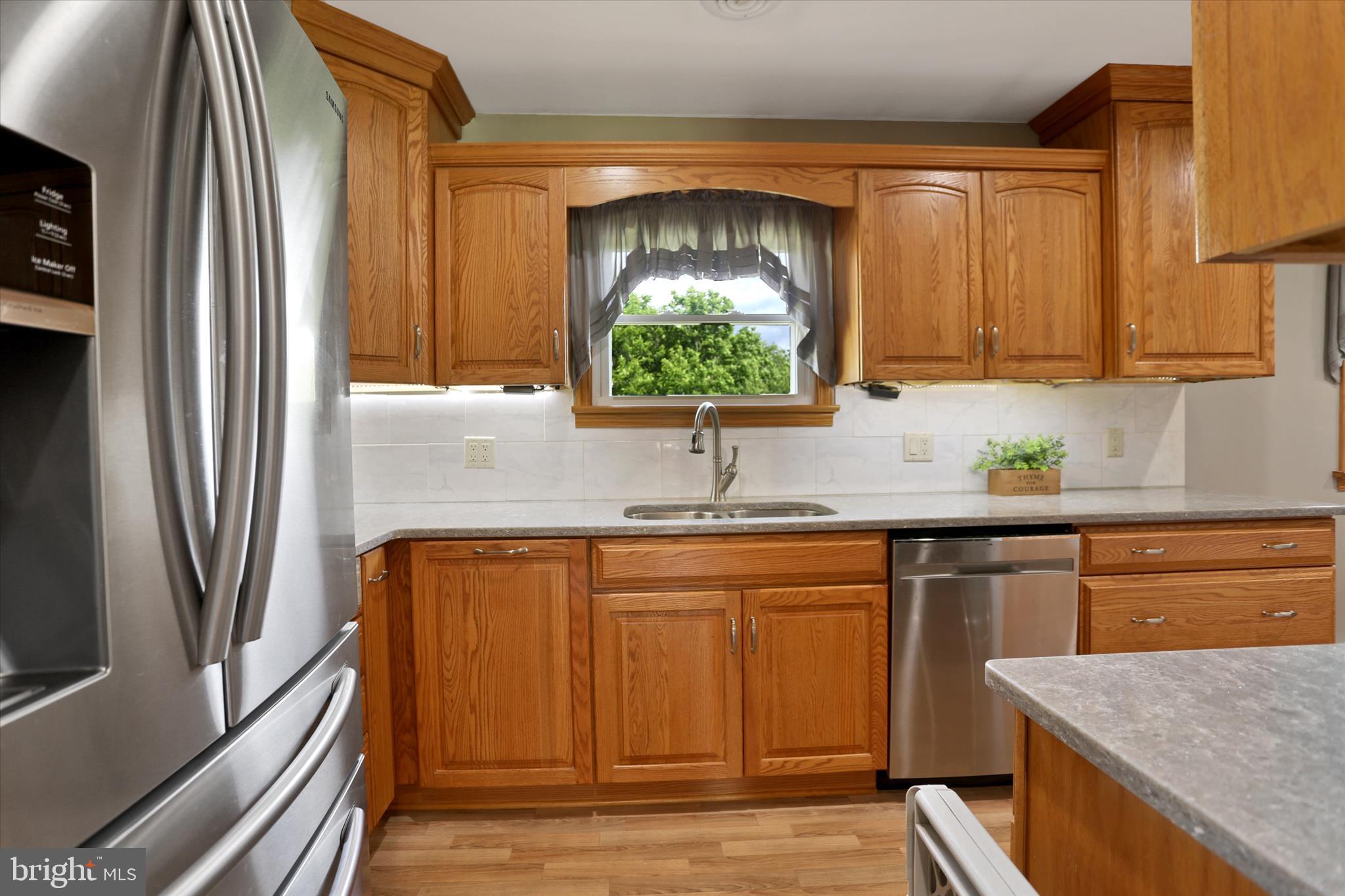737 Range End Road Dillsburg, PA 17019 - Photo 6 of 40