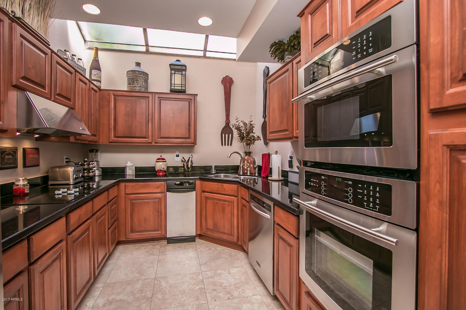 7272 East Gainey Ranch Road, Unit 90 Scottsdale, AZ 85258 - Photo 1 of 25 Kitchen