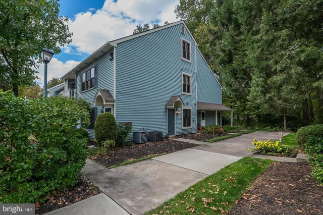 $2,350 | 121A Arden Court, Unit A, Mount Laurel, NJ 08054