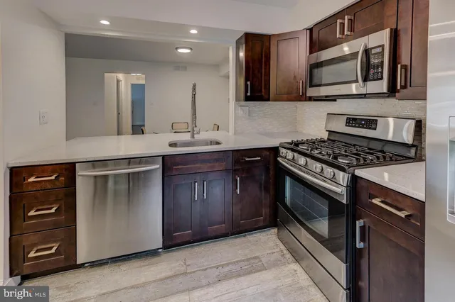 $2,350 | 121A Arden Court, Unit A, Mount Laurel, NJ 08054