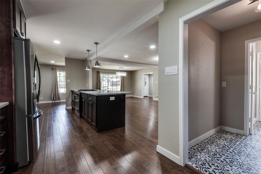 10908 Colbert Way Dallas, TX 75218 - Photo 7 of 22