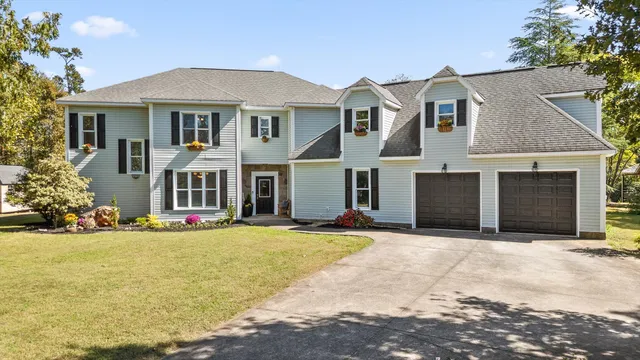 $699,900 | 453 Harvest Lane, Rock Spring, GA 30739