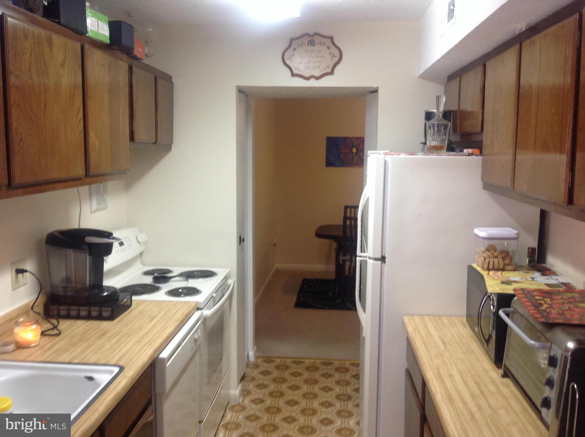 7929 Mandan Road, Unit 641 Greenbelt, MD 20770 - Photo 7 of 17 Kitchen