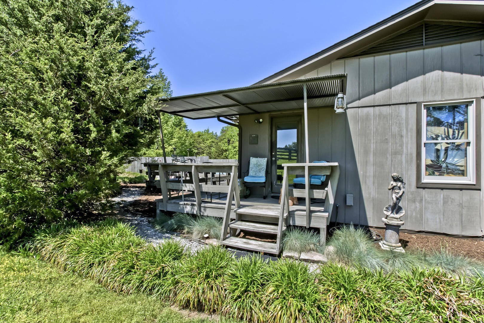 5433 Nickle Road Knoxville, TN 37921 - Photo 16 of 40 an outdoor space with lots of green space