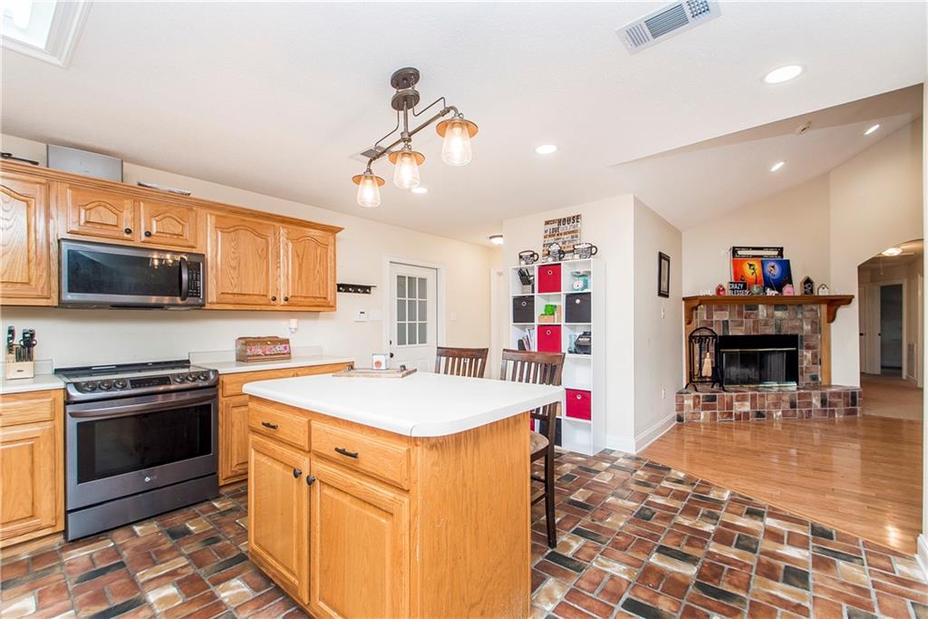 47107 Milton Road Tickfaw, LA 70466 - Photo 11 of 34 Gallery Image 11