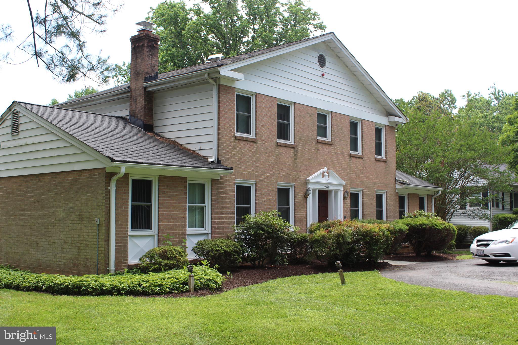 9519 Falls Road Potomac, MD 20854 - Photo 1 of 22 exterior side view