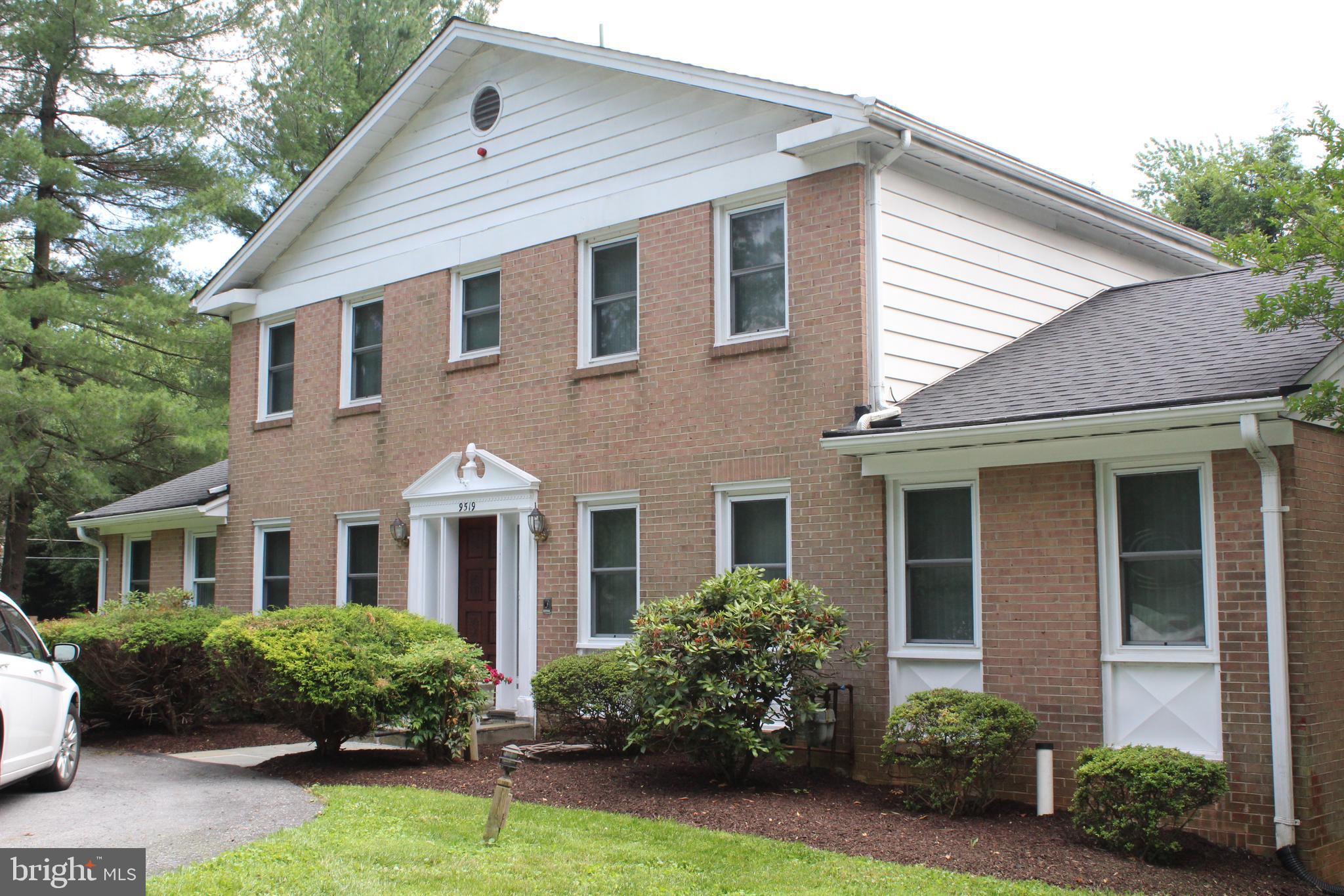 9519 Falls Road Potomac, MD 20854 - Photo 3 of 22 exterior view