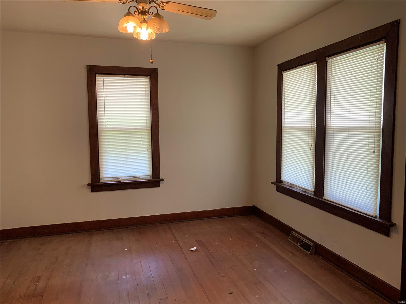 324 Liberty Street Edwardsville, IL 62025 - Photo 11 of 12