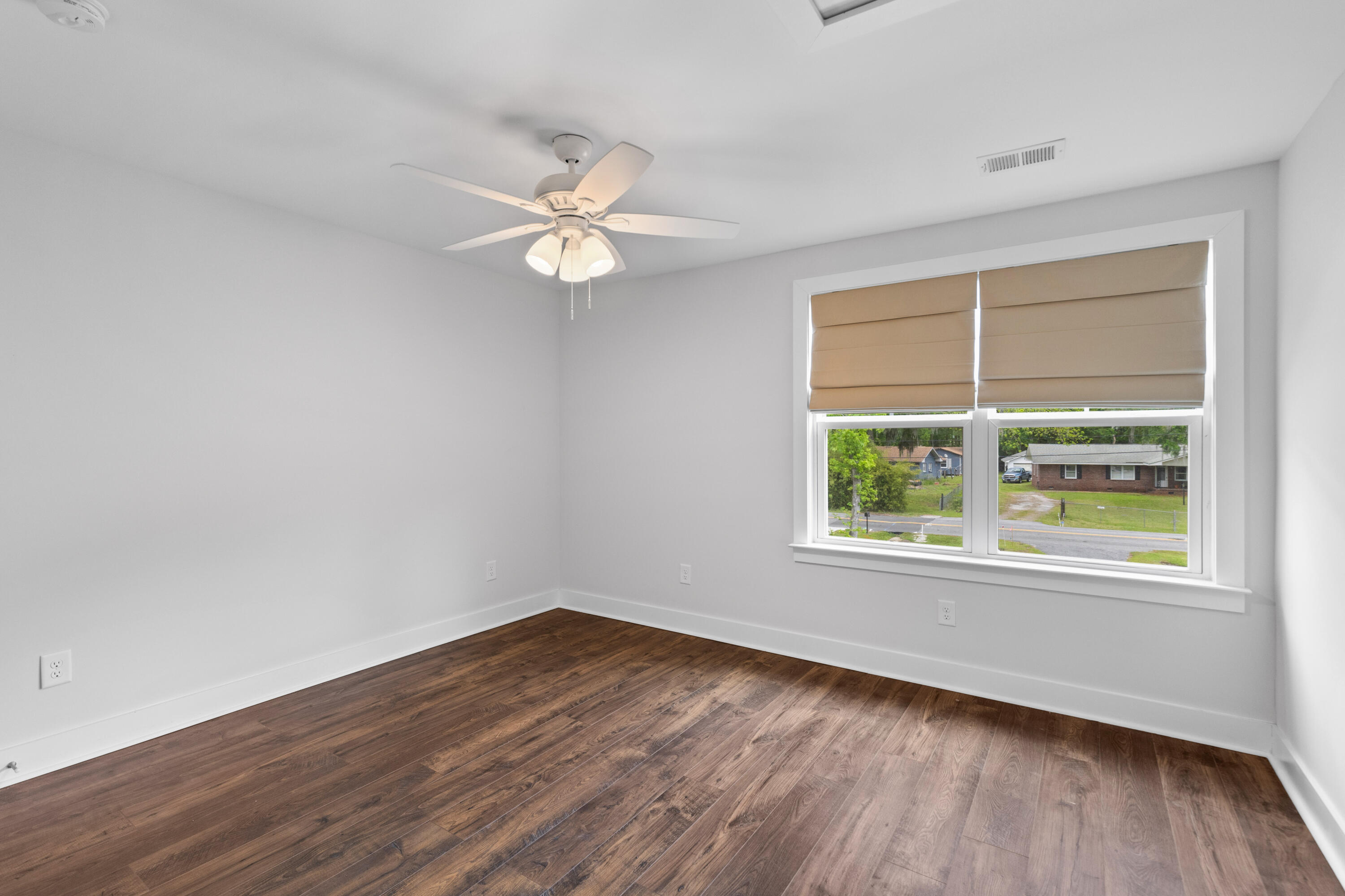 481 Woodland Shores Road Charleston, SC 29412 - Photo 30 of 37 1G1A4499