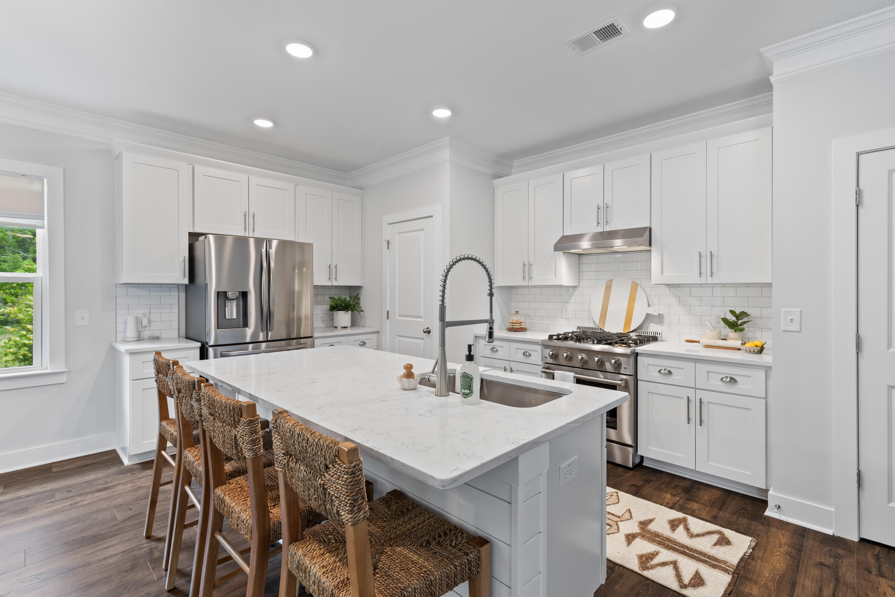 481 Woodland Shores Road Charleston, SC 29412 - Photo 10 of 37 1G1A4444