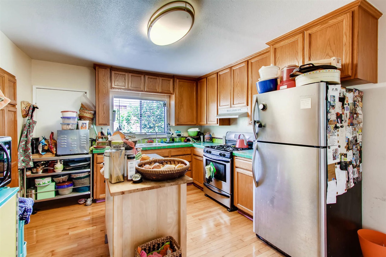 9030 Avocado Street Spring Valley, CA 91977 - Photo 7 of 24 Gallery Image 7