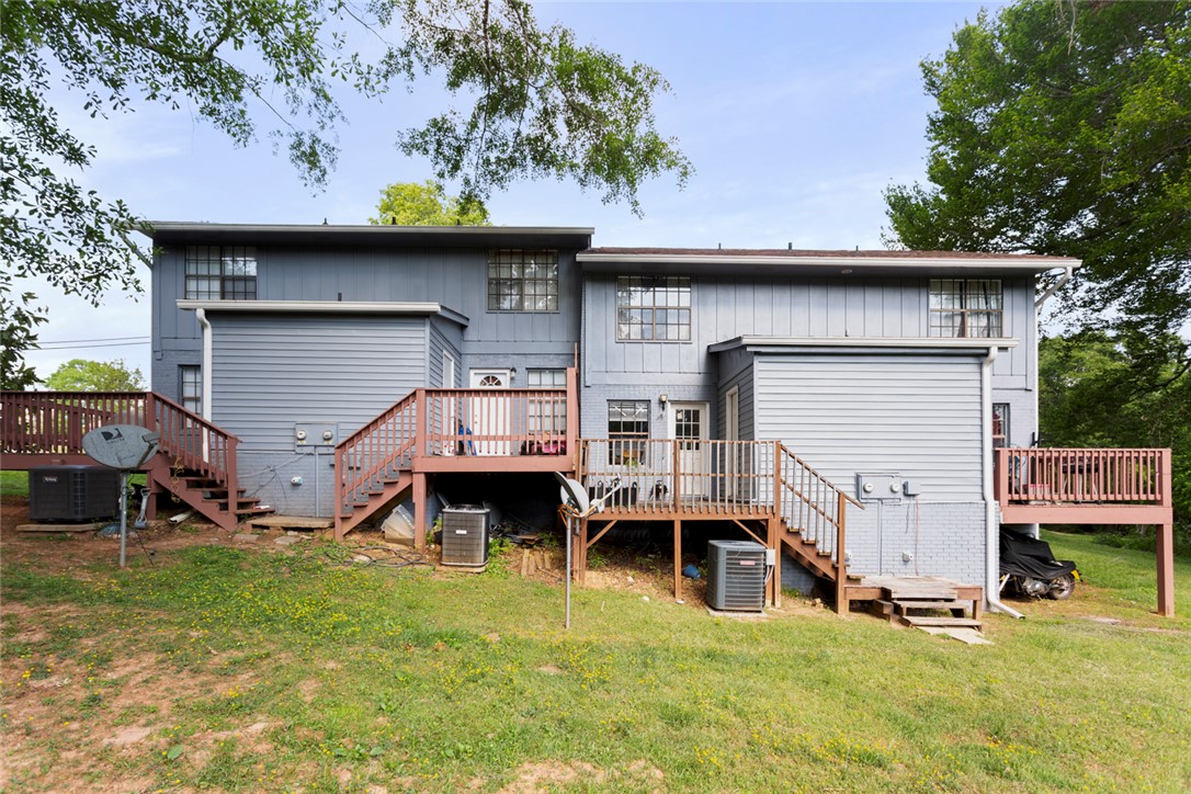 515 North Walnut Street, Unit B Seneca, SC 29678 - Photo 2 of 14