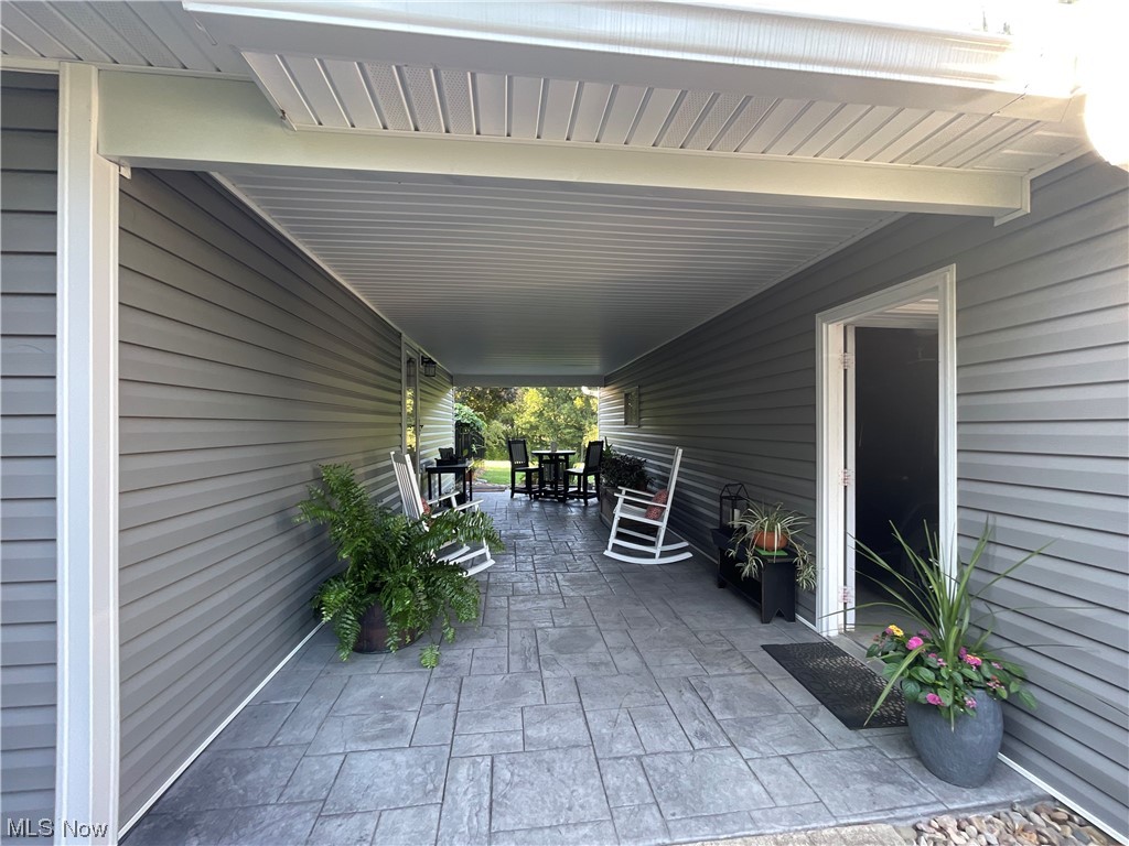 5793 Veto Road Belpre, OH 45714 - Photo 31 of 40 View of Breezeway