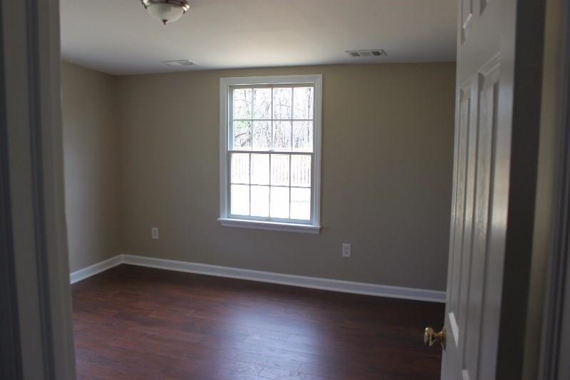 117 Nike Road Coraopolis, PA 15108 - Photo 13 of 24 Gallery Image 13
