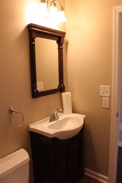 117 Nike Road Coraopolis, PA 15108 - Photo 19 of 24 Gallery Image 19
