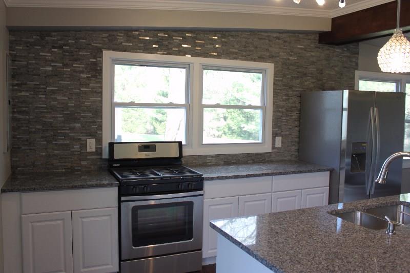 117 Nike Road Coraopolis, PA 15108 - Photo 5 of 24 Gallery Image 5