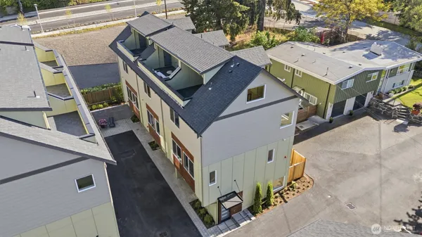 $699,950 | 14608 Corliss Avenue North, Unit C, Shoreline, WA 98133