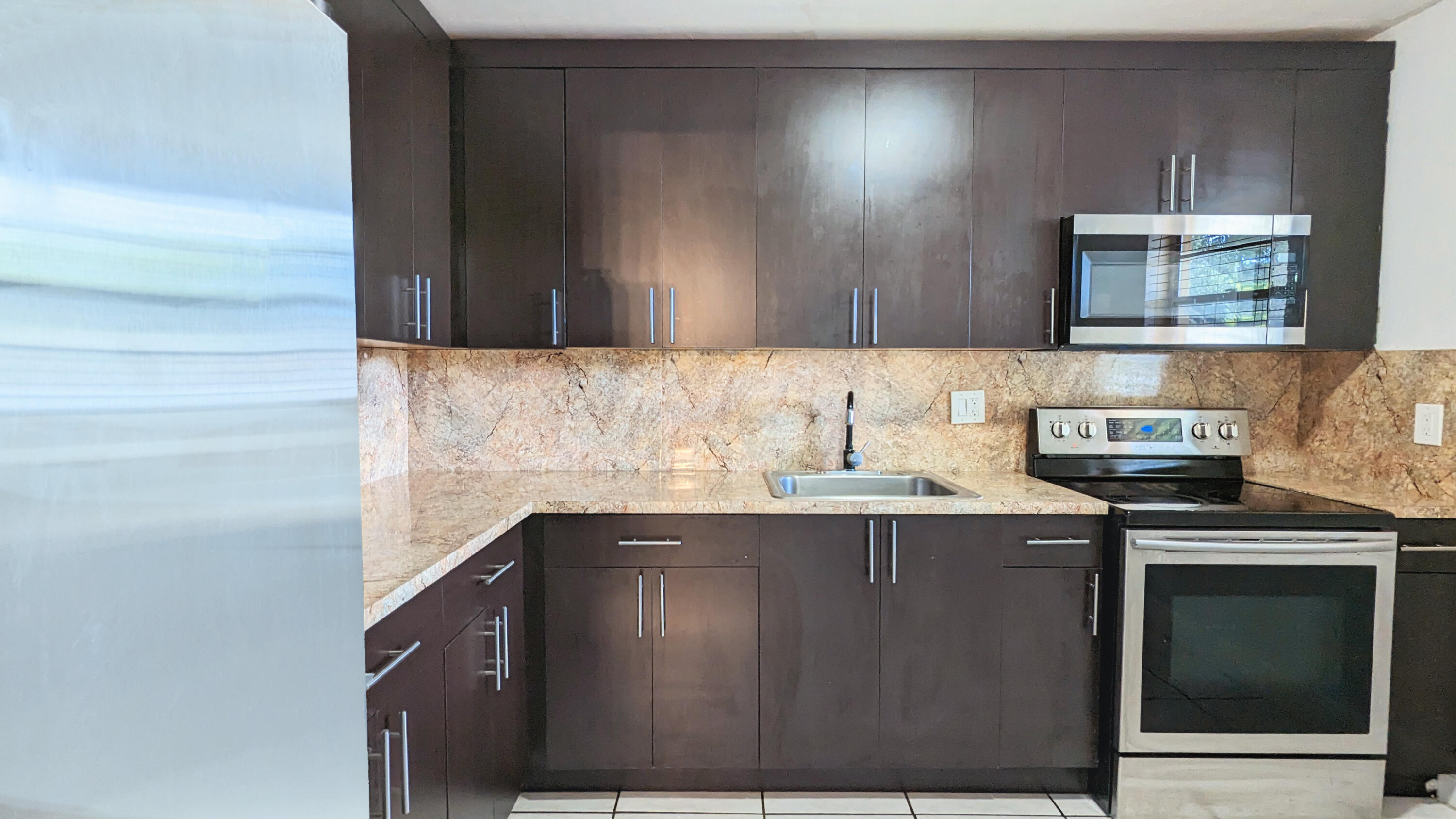 3253 Foxcroft Road, Unit 210 Miramar, FL 33025 - Photo 8 of 39 8