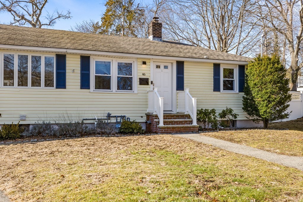 46 Rhodes Circle, Unit 46 Hingham, MA 02043 - Photo 1 of 22 Gallery Image 1