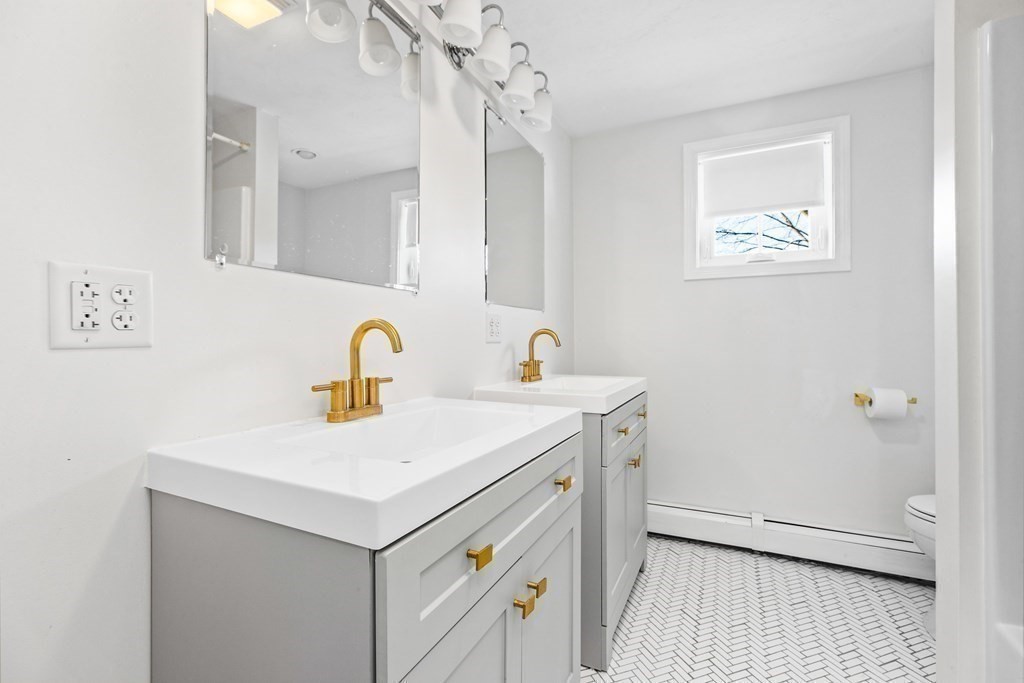 46 Rhodes Circle, Unit 46 Hingham, MA 02043 - Photo 18 of 22 Gallery Image 18