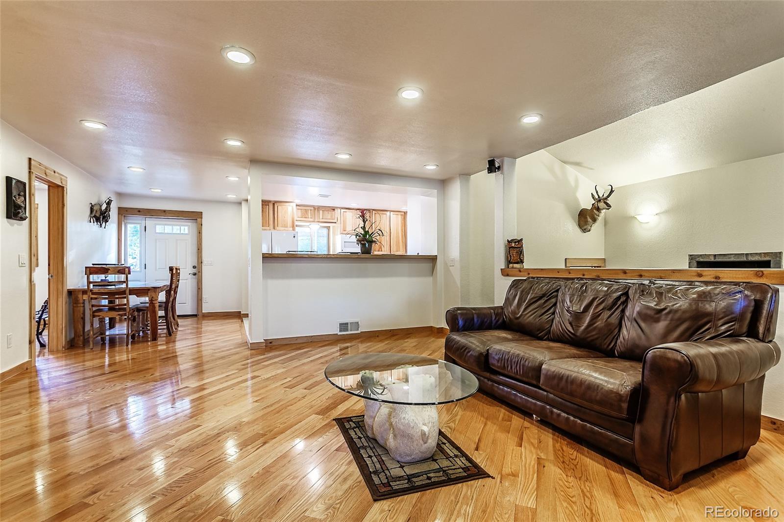 3605 Gray Street Wheat Ridge, CO 80212 - Photo 5 of 33 Gallery Image 5