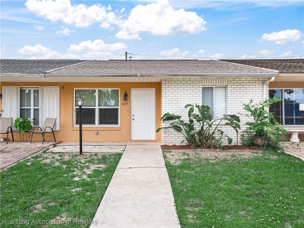 3135 Villa Road Sebring, FL 33870 - Photo 1 of 20 Front View