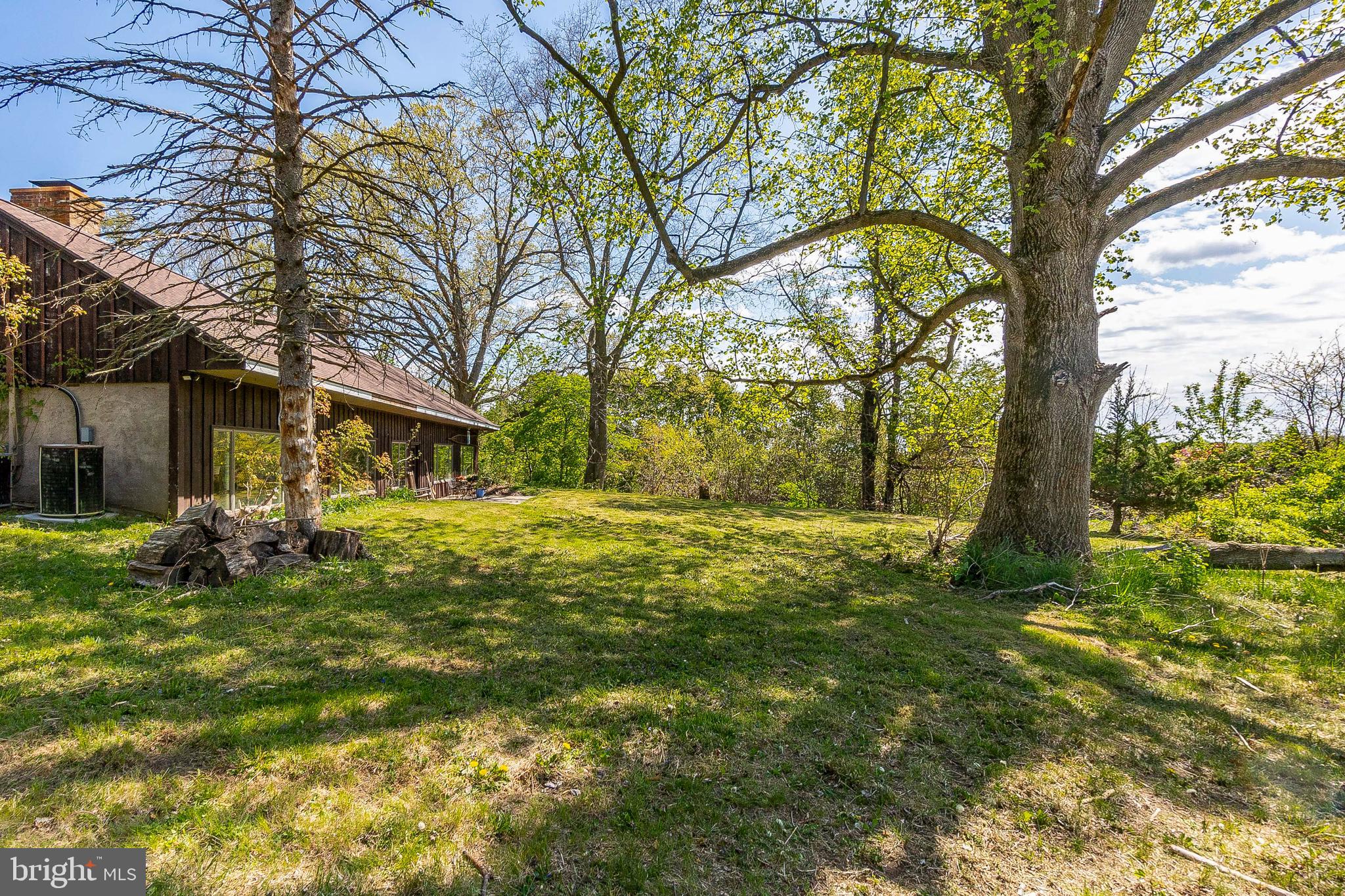 1054 Wawaset Road Kennett Square, PA 19348 - Photo 6 of 52 Gallery Image 6