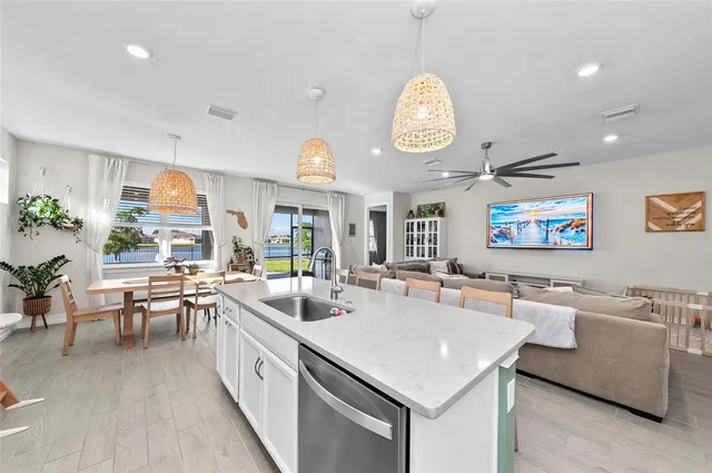 $510,000 | 447 Ibiza Loop, Venice, FL 34292