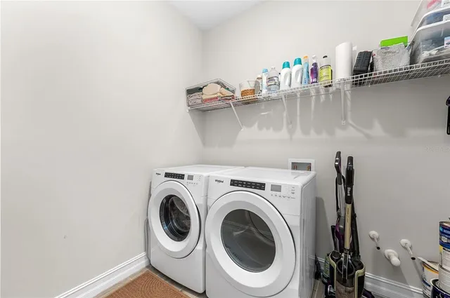 $510,000 | 447 Ibiza Loop, Venice, FL 34292