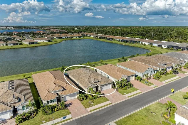 $510,000 | 447 Ibiza Loop, Venice, FL 34292