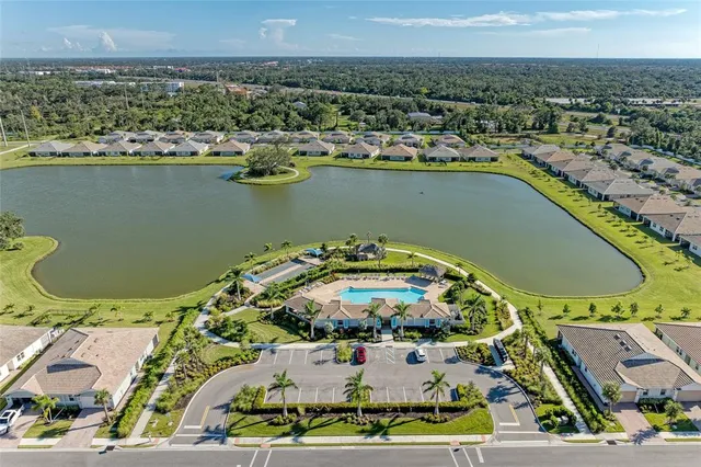 $510,000 | 447 Ibiza Loop, Venice, FL 34292